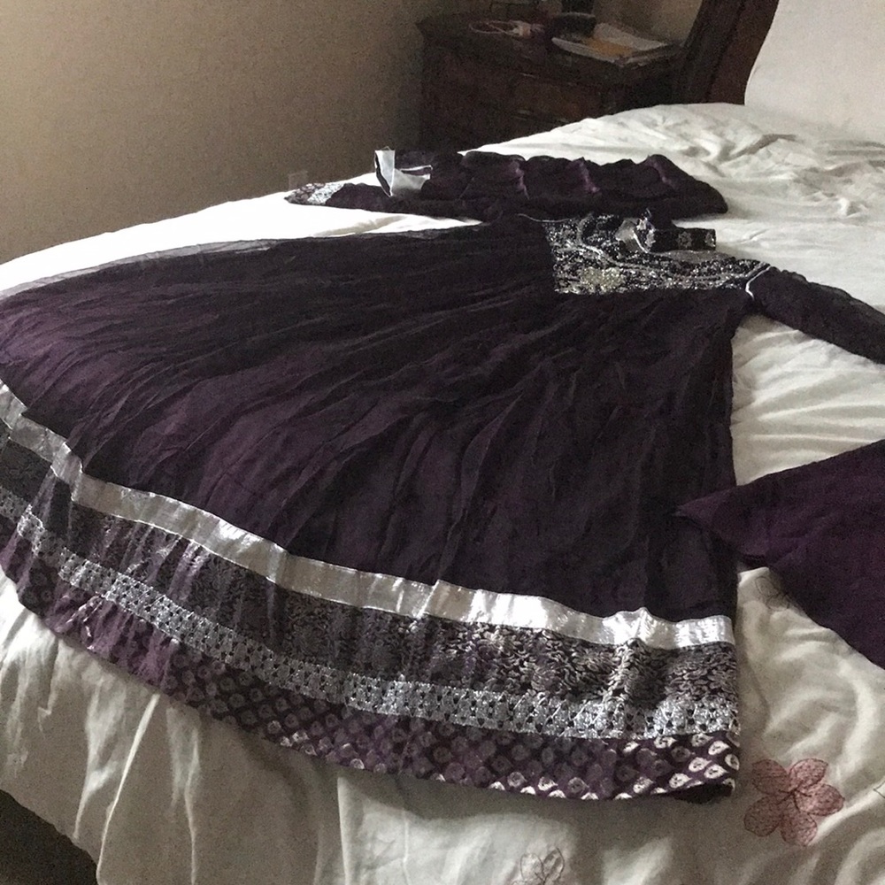 Pakistani Suit